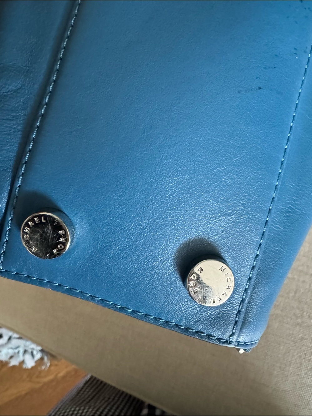 Michael Kors Blue Leather Tote with Matching Wallet - Picture 9 of 16